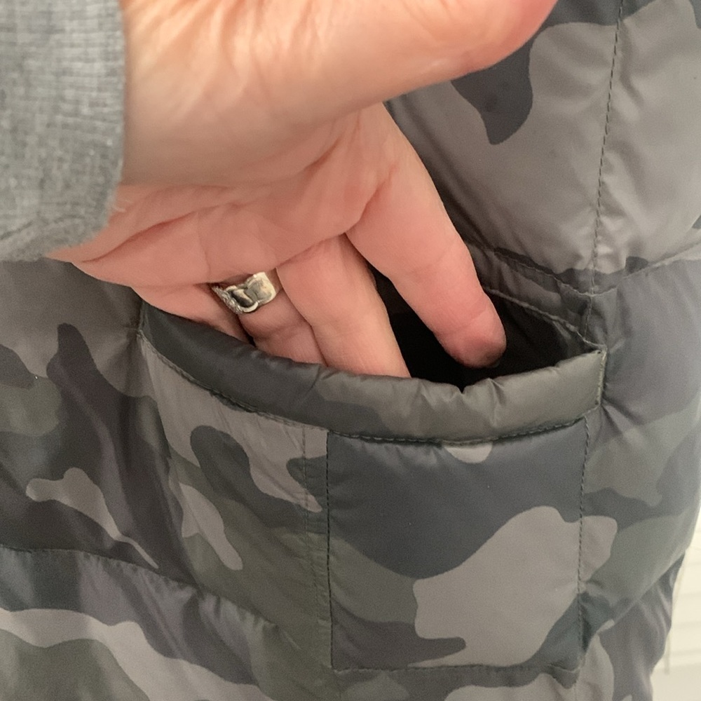 Puffer vest - Picture 6 of 6